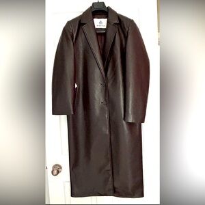 Babaton Aritzia trench size xs